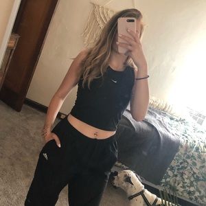 cropped nike tank